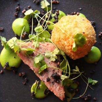 Loxley's Restaurant & Wine Bar