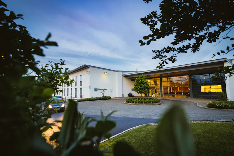 Morn Hill Brasserie at Holiday Inn Winchester