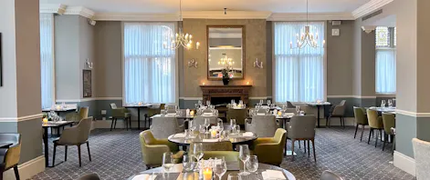 Omnia Restaurant