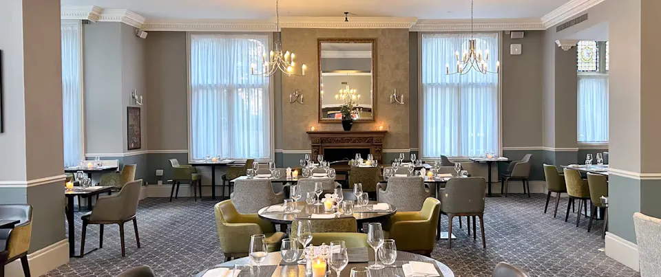 Omnia Restaurant