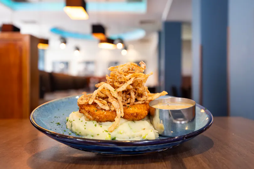SQ Bar & Grill