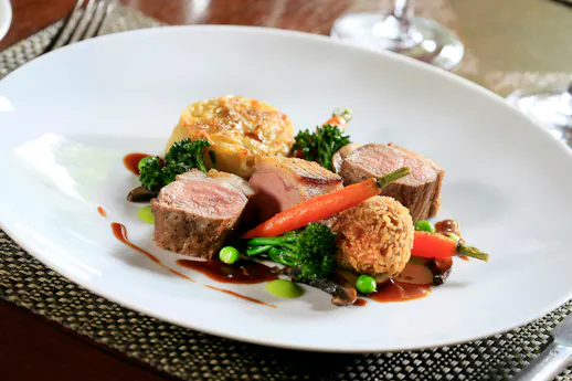 Tapestry Restaurant at Norwood Hall
