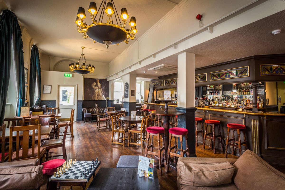 The Duchy Arms