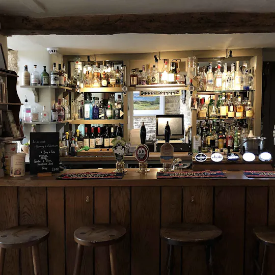 The Swan Inn - Swinbrook