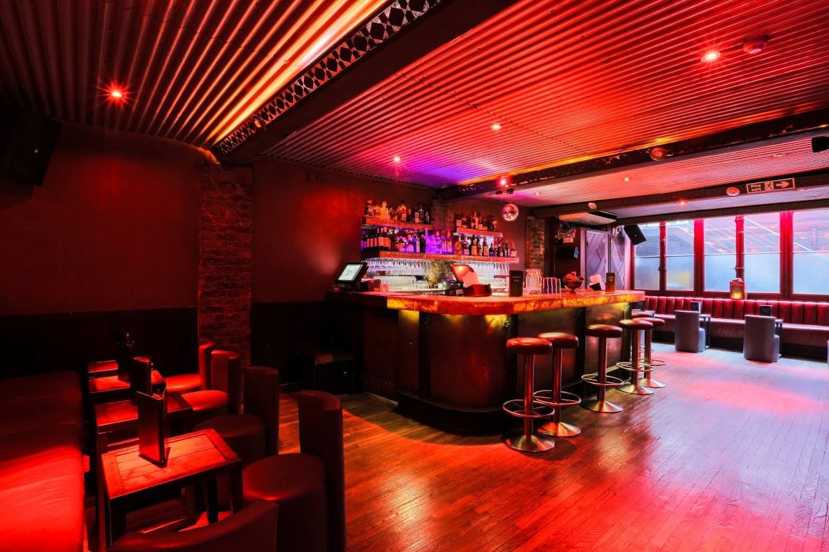 Joe’s Bar