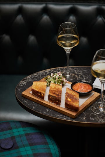 Stables Bar at The Milestone Hotel