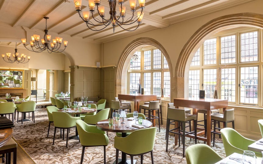 Bar & Grill at The Crown Manor House Hotel