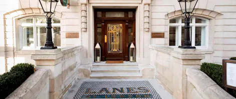 Lanes of London at London Marriott Hotel Park Lane