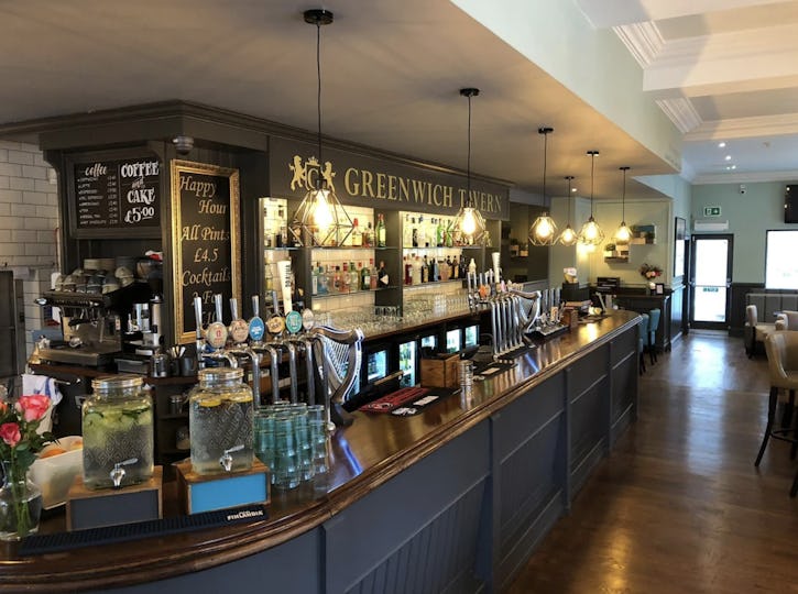 Greenwich Tavern