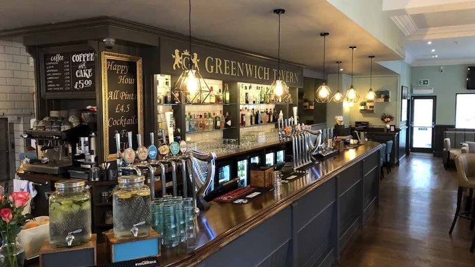 Greenwich Tavern
