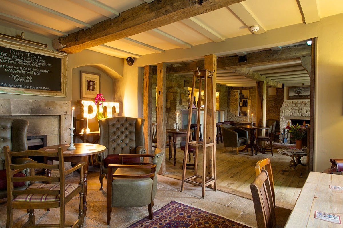 Pear Tree Inn, Wiltshire - Restaurant Review, Menu, Opening Times