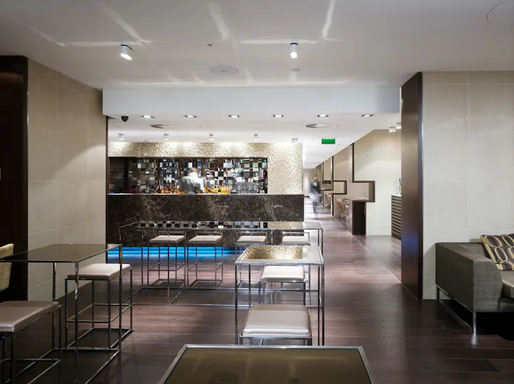Off The Wall Bar at the Apex London Wall Hotel