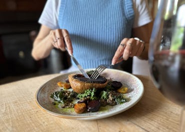 Oak Tree Inn