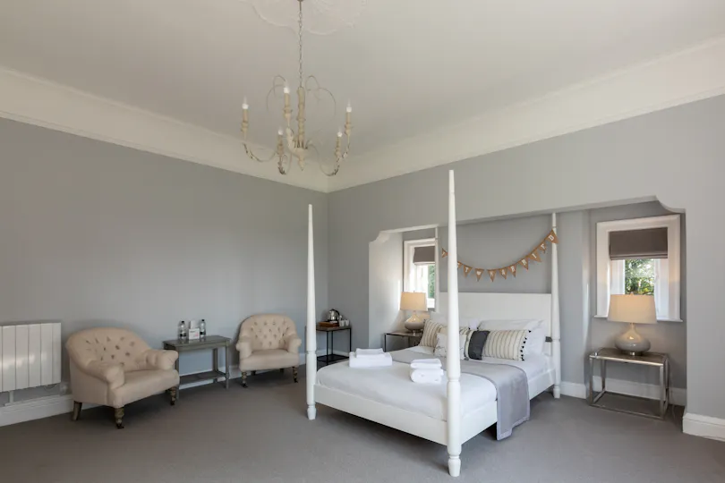 Ashton Lodge Country House
