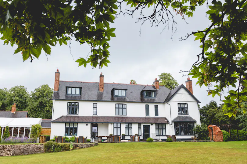 Ashton Lodge Country House
