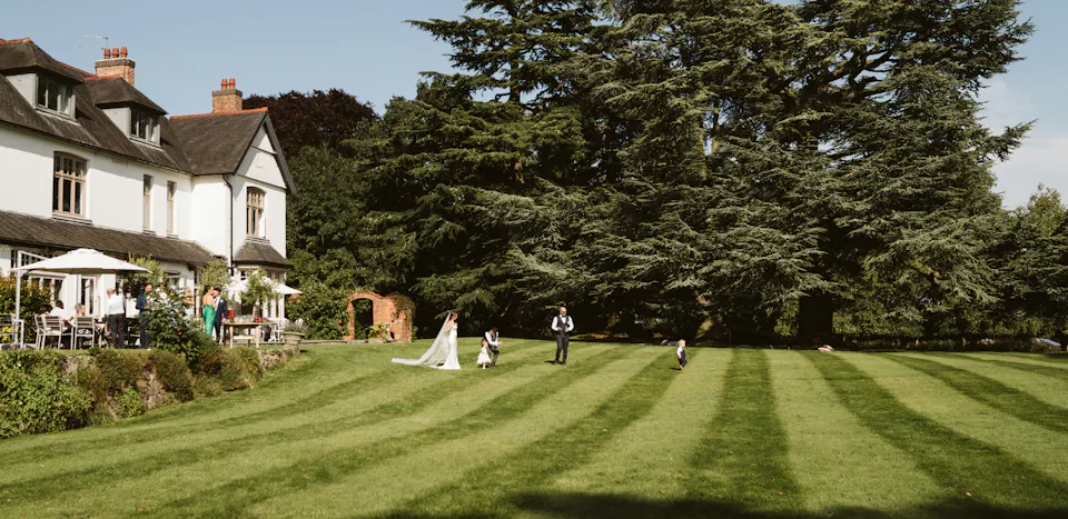 Ashton Lodge Country House