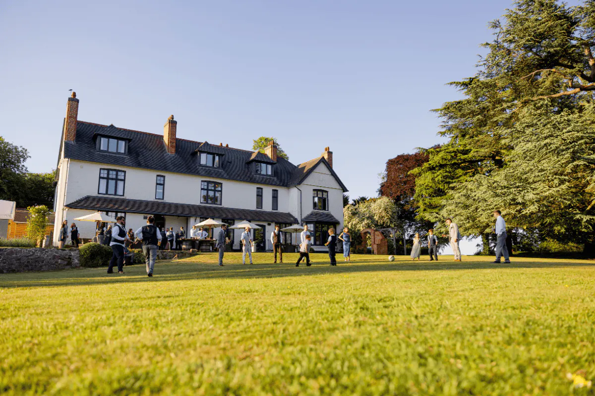 Ashton Lodge Country House