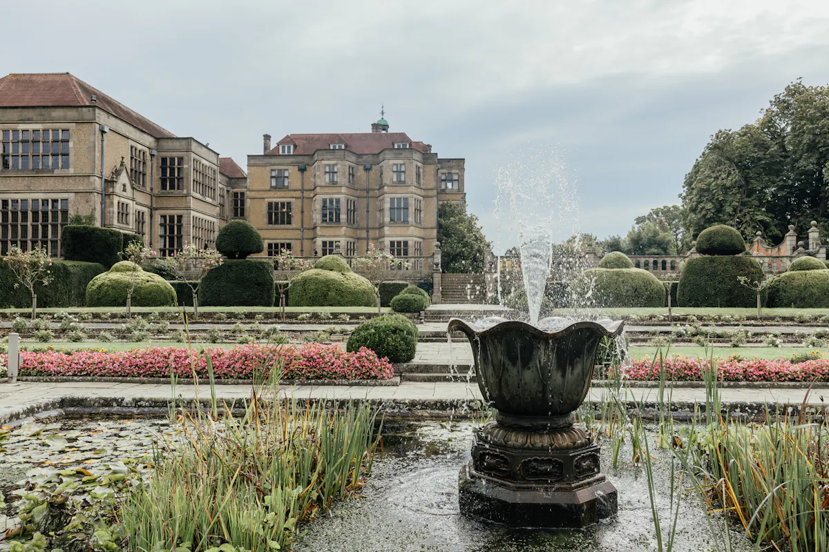 Fanhams Hall, Exclusive Collection
