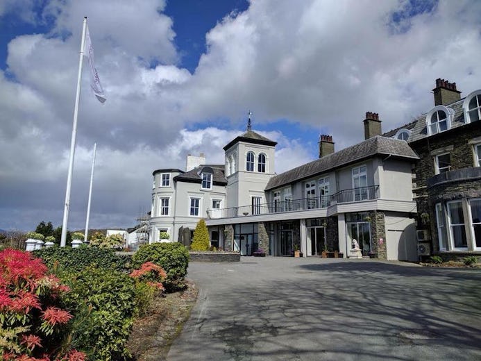 Windermere Hydro Hotel