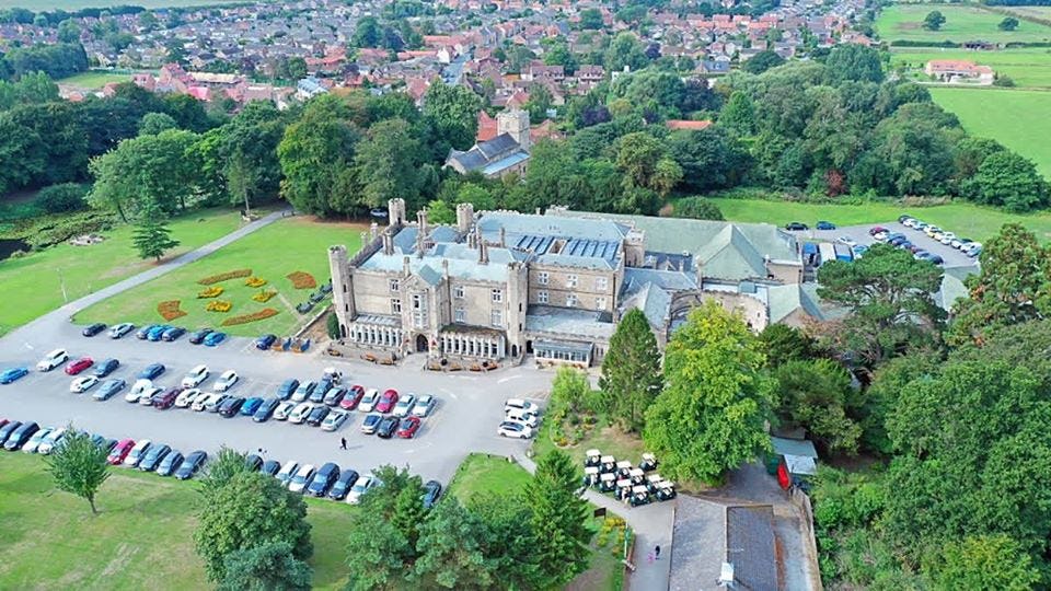 Cave Castle Hotel And Country Club