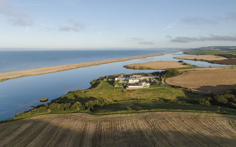 Moonfleet Manor Hotel