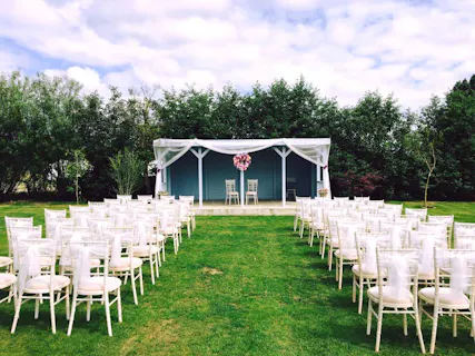 Holme For Gardens