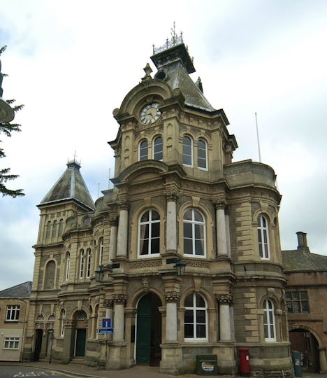 Tiverton Town Hall 