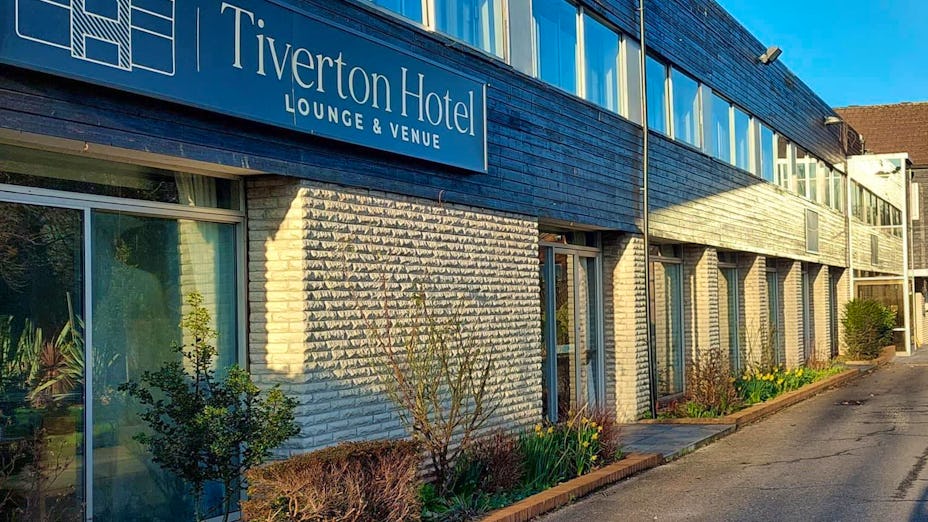Tiverton Hotel