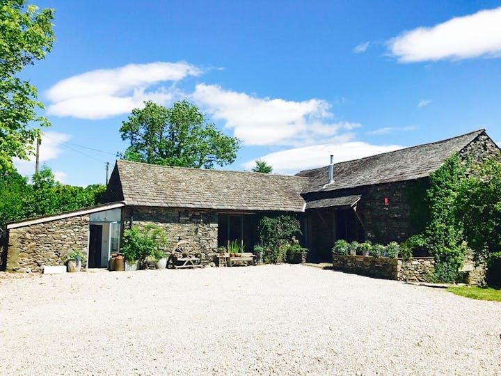 Paddock Barn