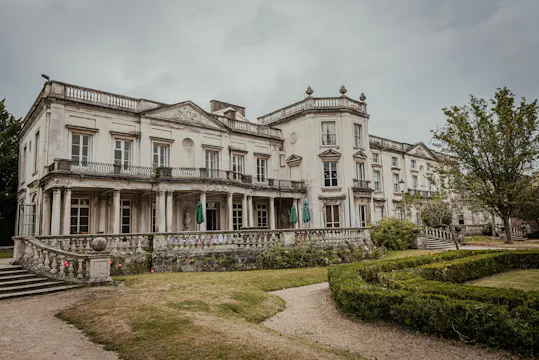 Grove House