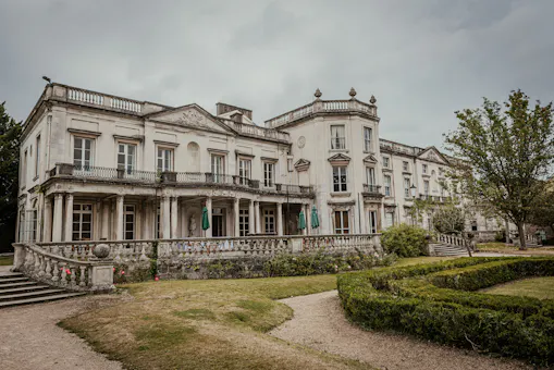 Grove House