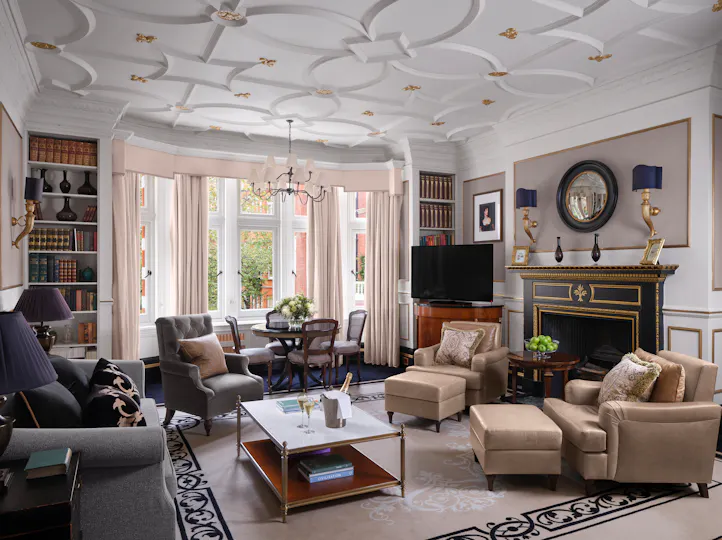 11 Cadogan Gardens