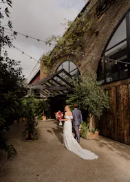 100 Barrington