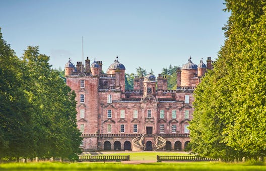 Drumlanrig Castle