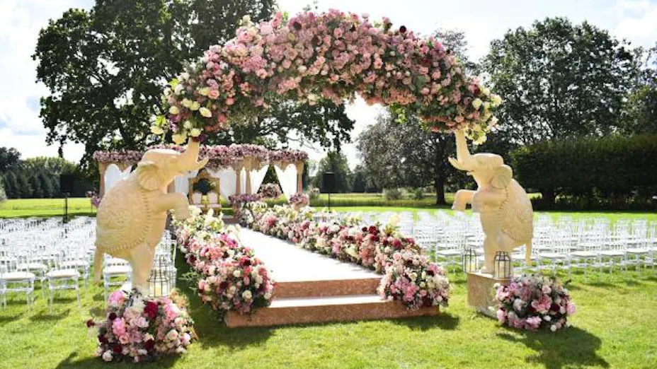 Ditton Man Ditton Manor, wedding venue in Berkshire - Wedding Venues