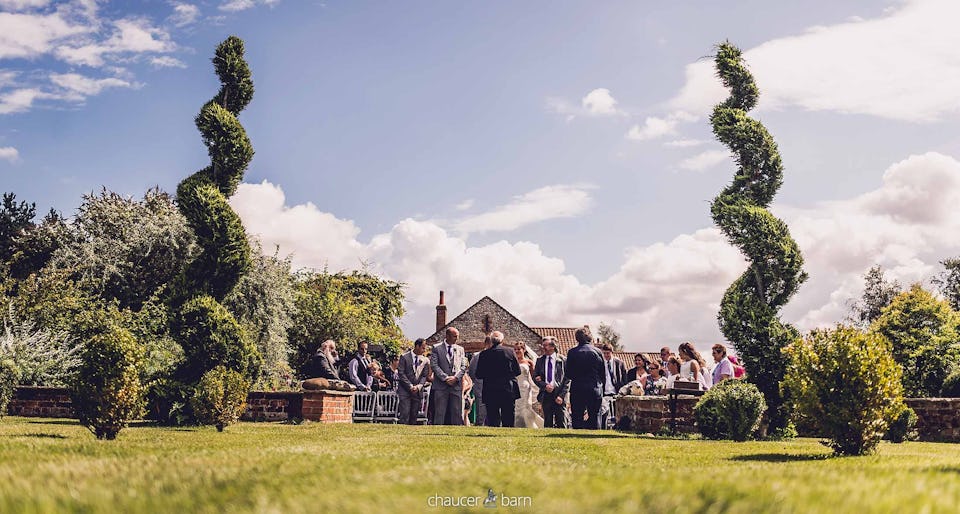 Chaucer Barn Weddings