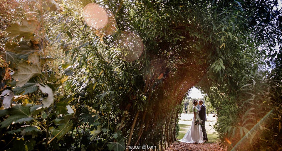 Chaucer Barn Weddings