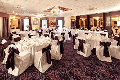 Mercure Chester Abbots Well Hotel