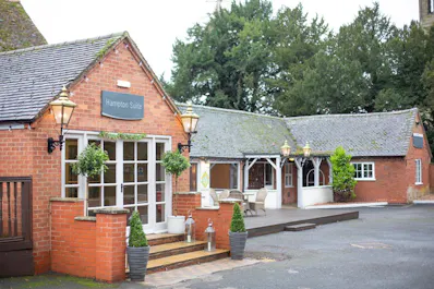 Charlecote Pheasant Hotel