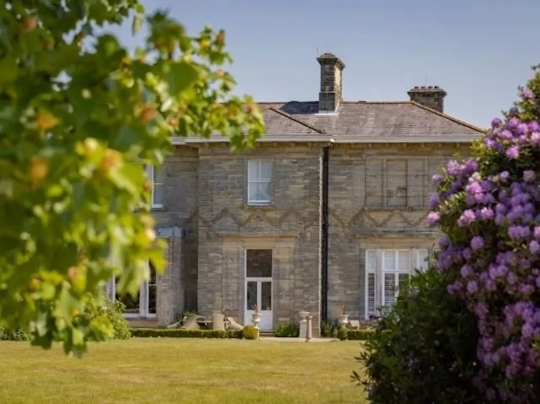 Leonardslee House Weddings