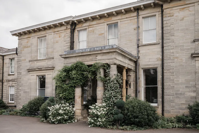 Leonardslee House Weddings