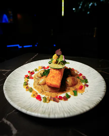 The 71 Grill & Lounge
