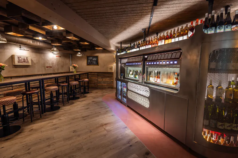 Vagabond Carnaby