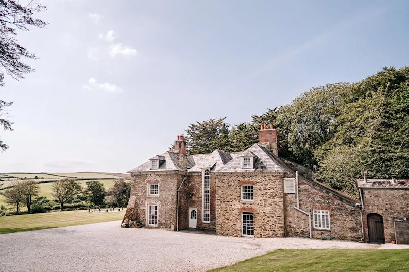 Tredudwell Manor