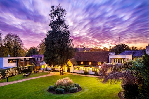 Sunday Box Hill Burford Bridge Hotel