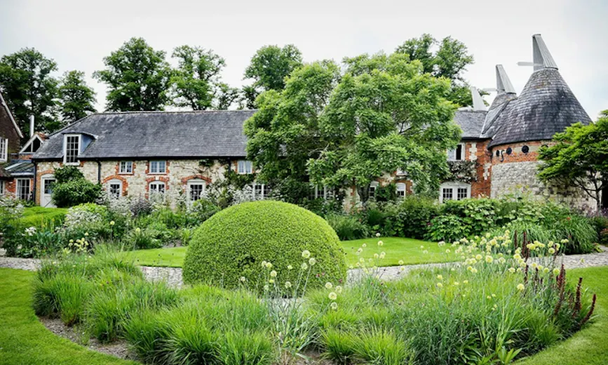 The Barn At Bury Court In Surrey