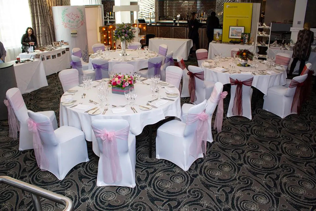 Pinewood Hotel