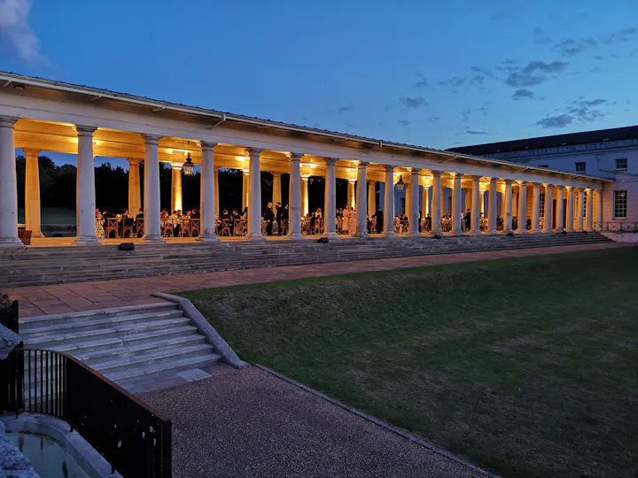 Royal Museums Greenwich - The Queen