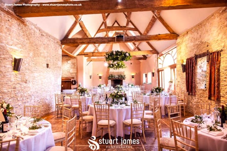 Oxleaze Barn In Gloucestershire