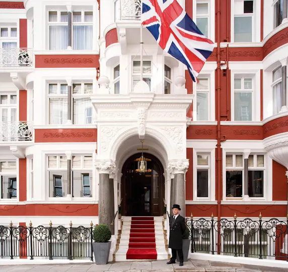 St James Club In London